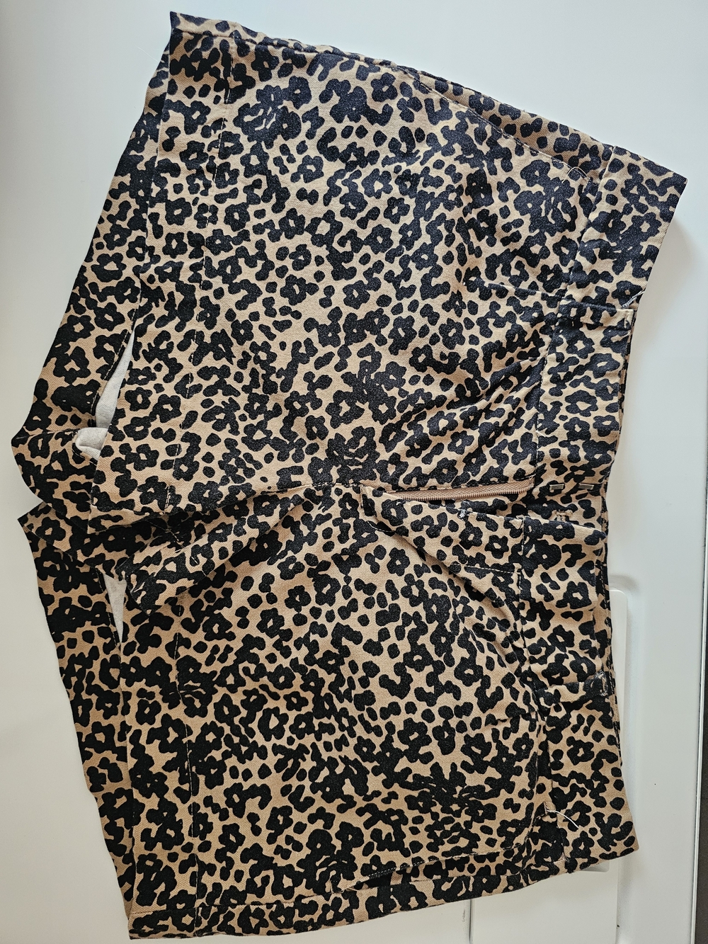 Banana Republic Leopard/Floral Print Shorts - Black & Tan
